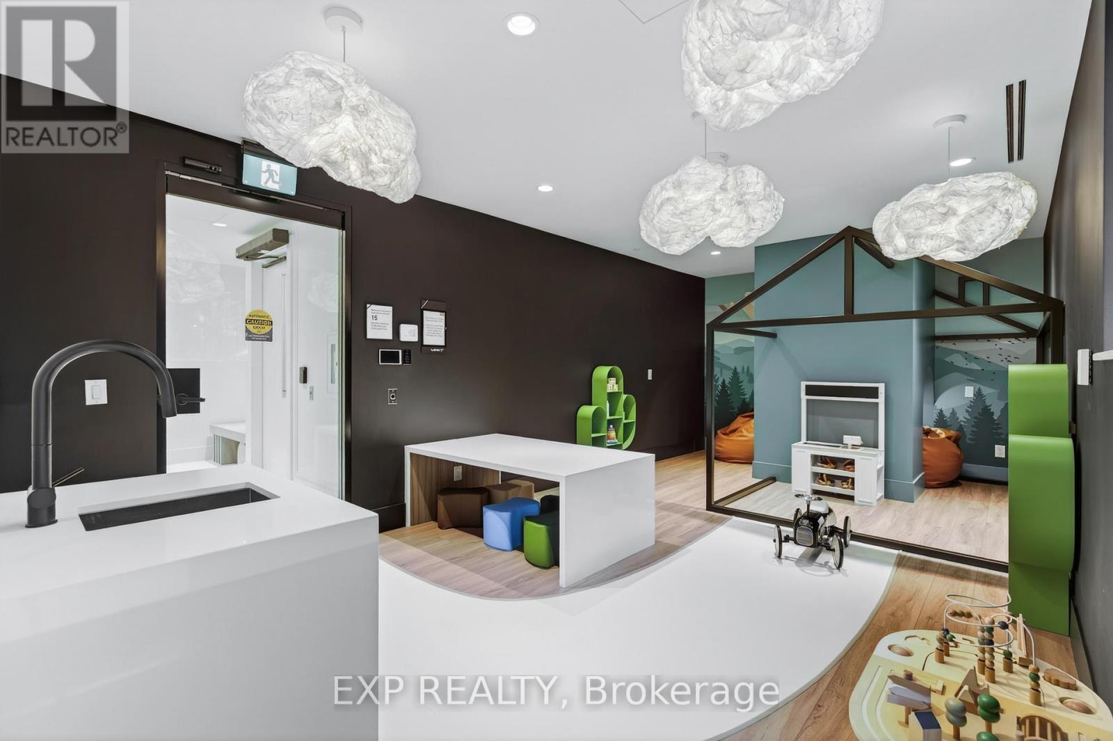 718 - 115 Denison Avenue, Toronto, Ontario  M5T 2N1 - Photo 43 - C12727690