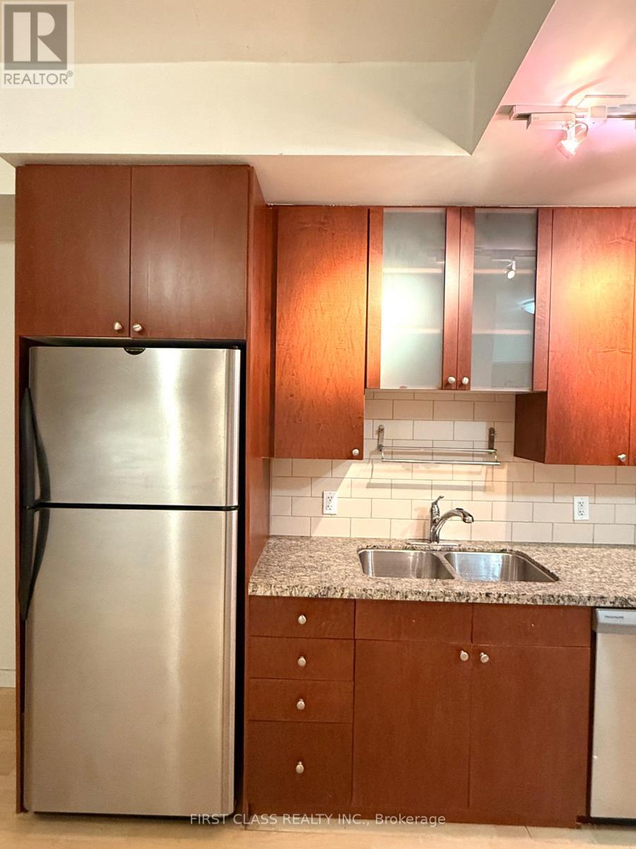 1116 - 1 Shaw Street, Toronto, Ontario  M6K 0A1 - Photo 3 - C12727694