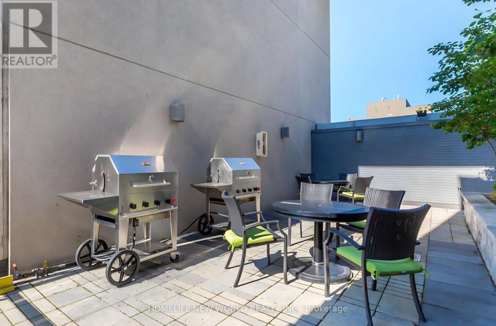 2208 - 770 Bay Street, Toronto, Ontario  M5G 0A6 - Photo 16 - C12727696