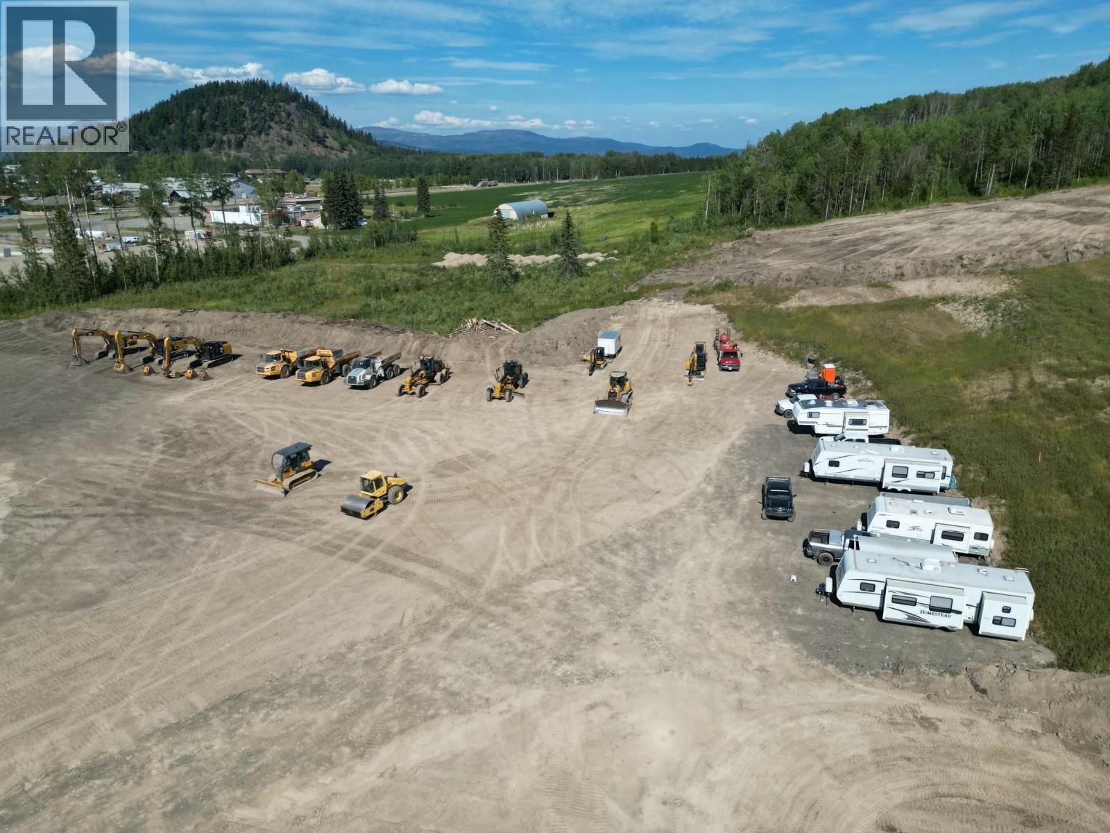 170-180 Langley Avenue, Fraser Lake, British Columbia  V0J 1S0 - Photo 2 - C8074414