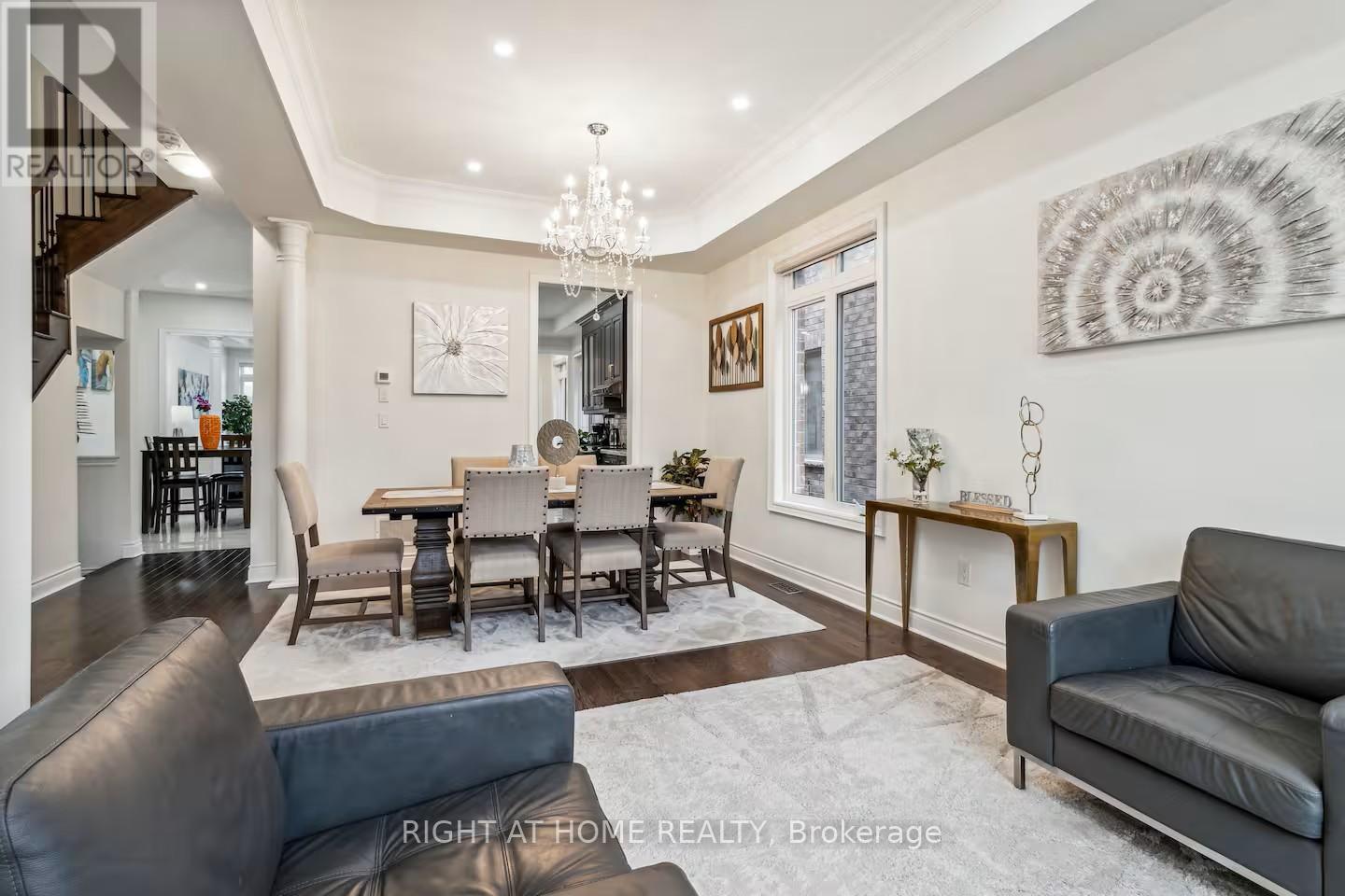 244 Paradelle Drive, Richmond Hill, Ontario  L4E 0E4 - Photo 12 - N12727686