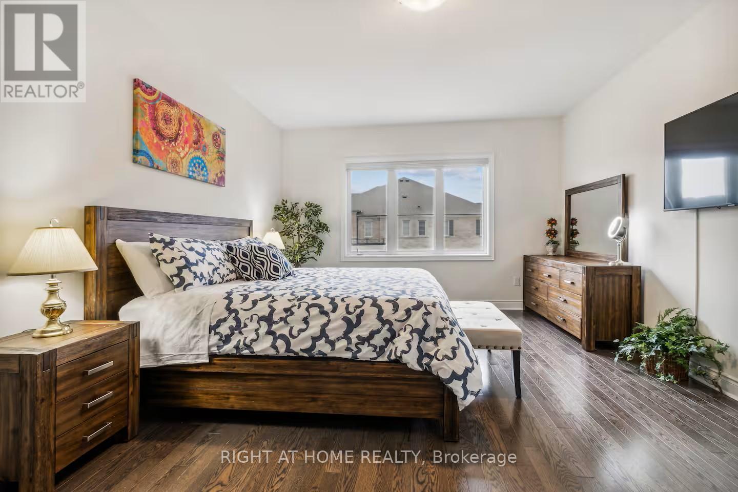 244 Paradelle Drive, Richmond Hill, Ontario  L4E 0E4 - Photo 24 - N12727686