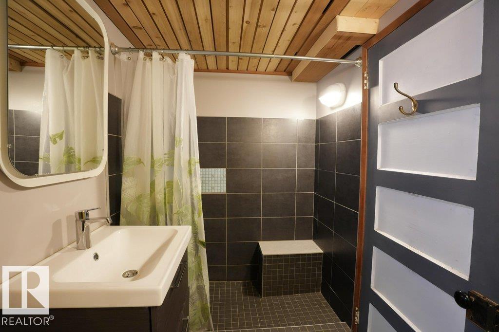 11720 135a St Nw, Edmonton, Alberta  T5M 1L5 - Photo 13 - E4471025