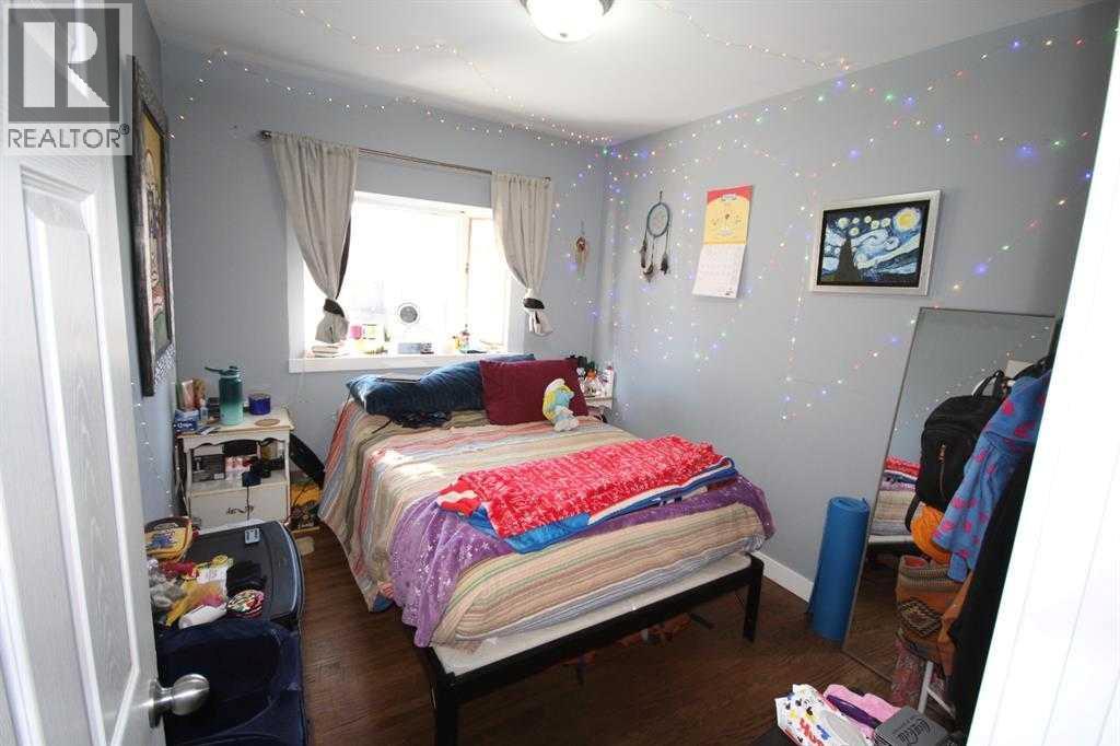 3824 Bantford Drive Nw, Calgary, Alberta  T2L 1H9 - Photo 9 - A2281541