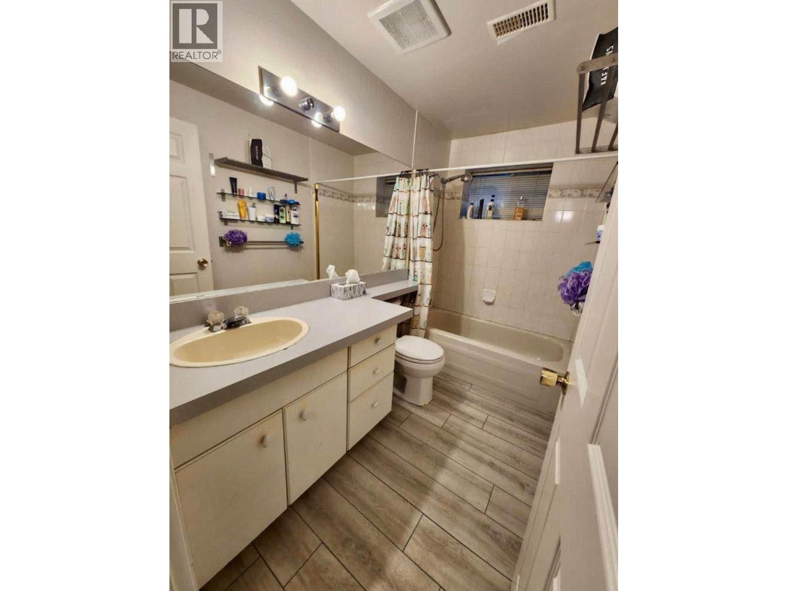 5395 Georgia Street, Burnaby, British Columbia  V5B 1V3 - Photo 13 - R3082864