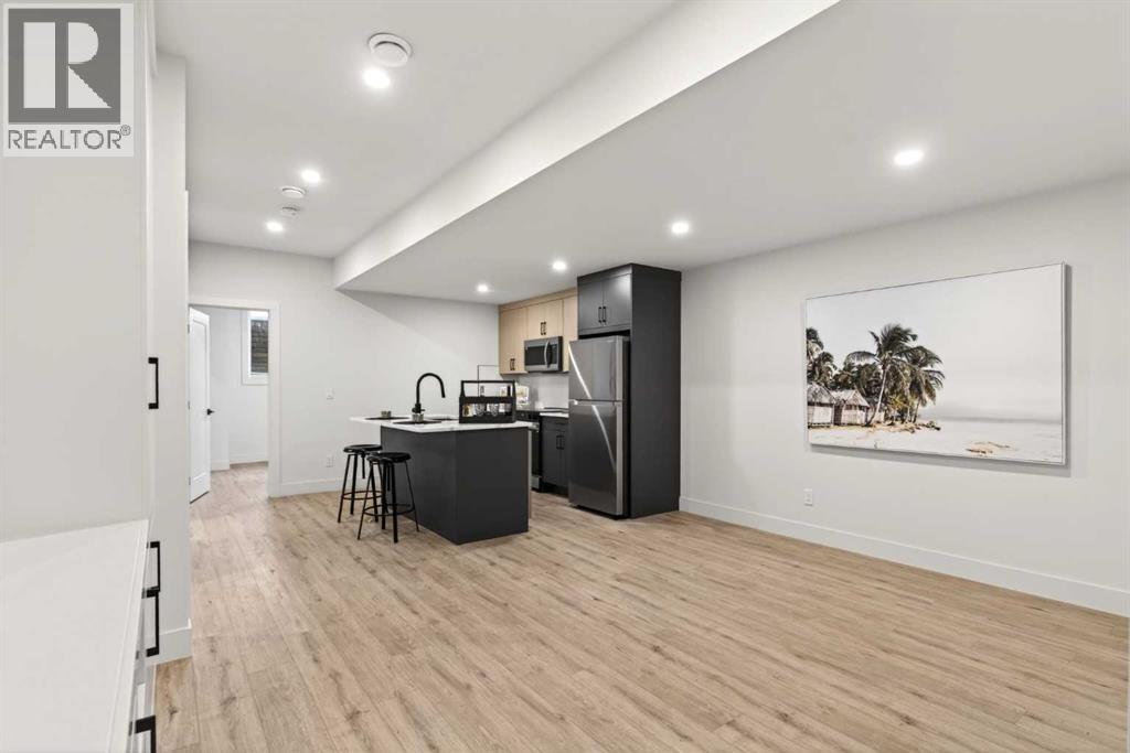 2417 26 Street Sw, Calgary, Alberta  T3E 2A6 - Photo 33 - A2230550