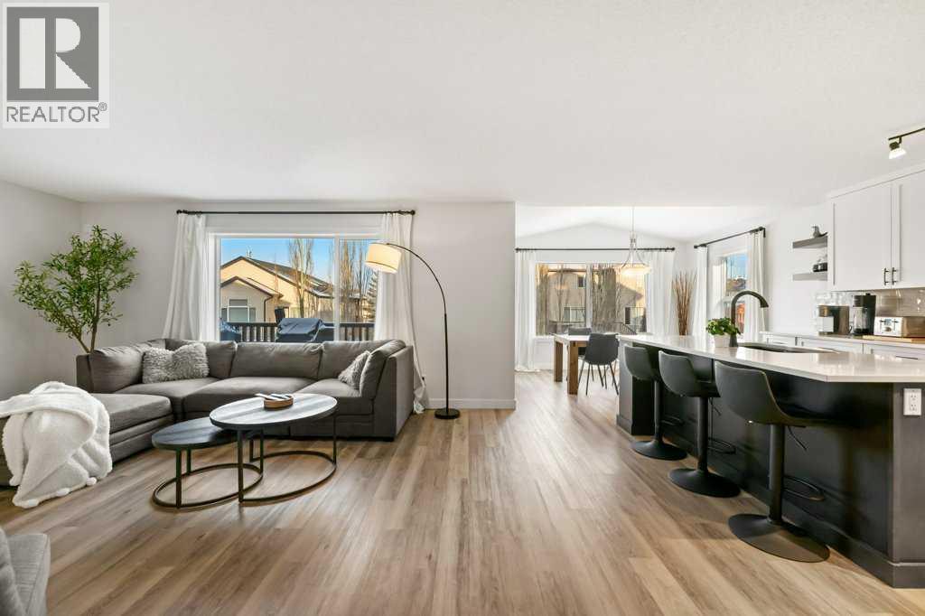 141 Lavender Link, Chestermere, Alberta  T1X 0E6 - Photo 2 - A2279679