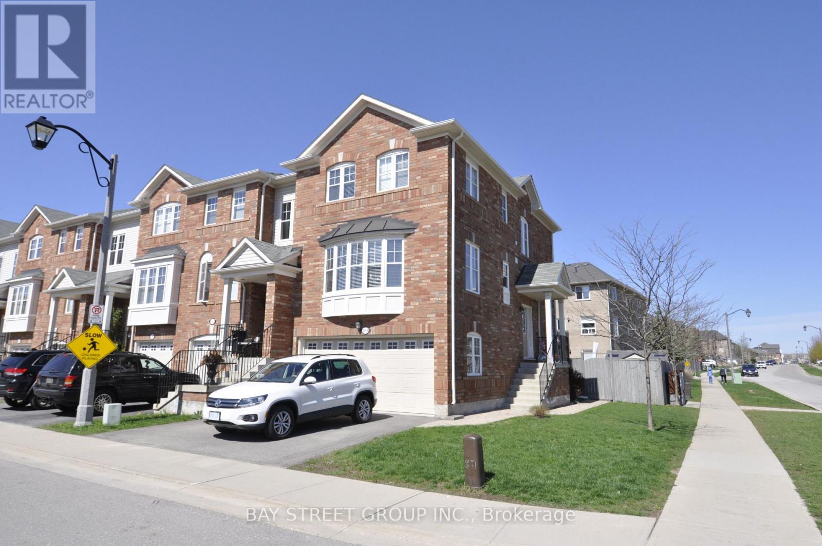 2266 BARONWOOD DRIVE, Oakville, Ontario