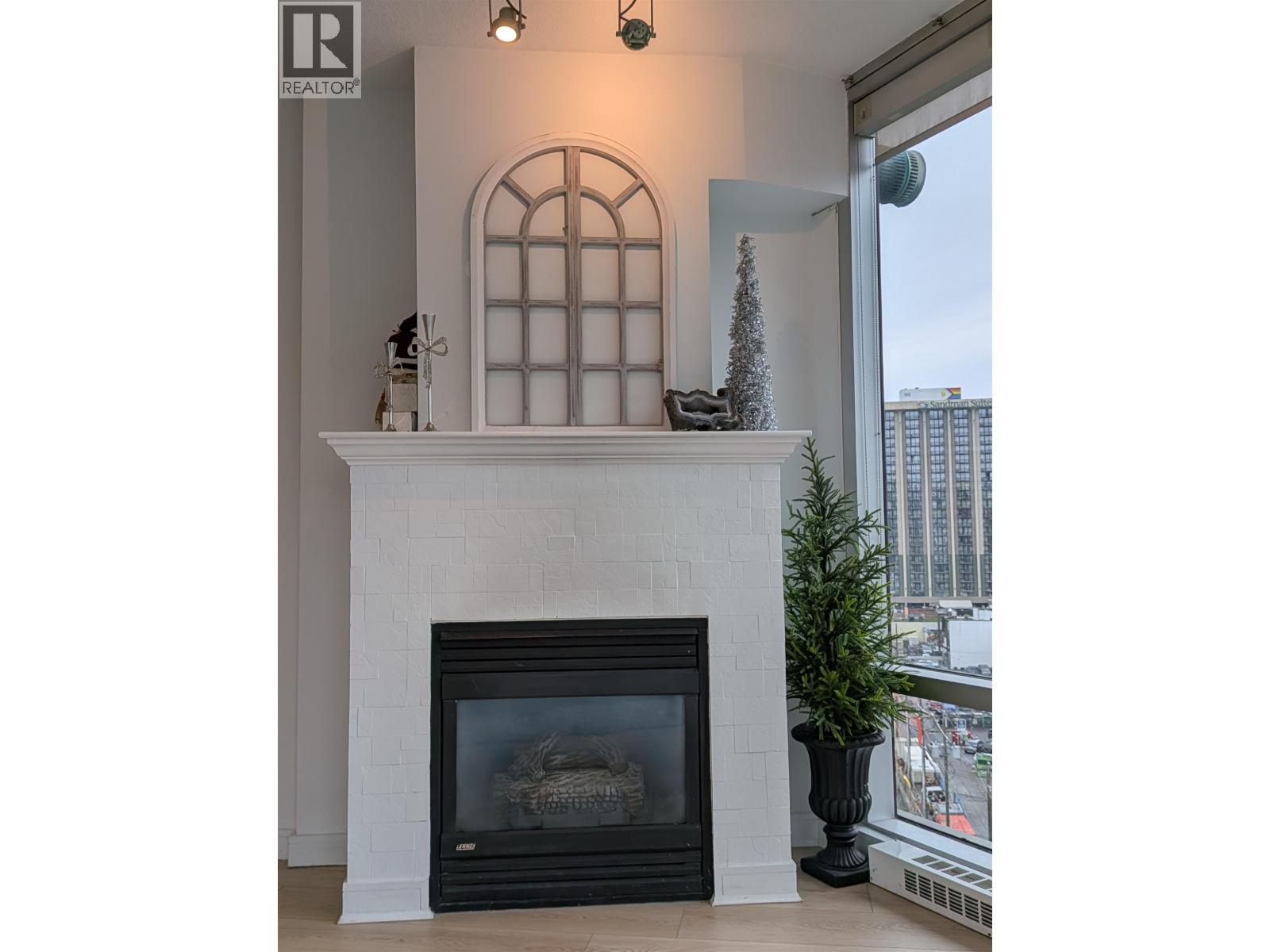 1202 1003 Burnaby Street, Vancouver, British Columbia  V6E 4R7 - Photo 11 - R3082536