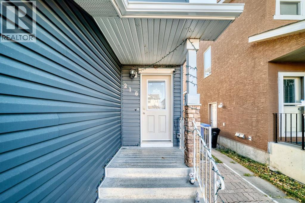216 Saddlecrest Way Ne, Calgary, Alberta  T3J 5N2 - Photo 3 - A2269316