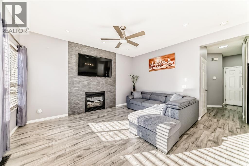 216 Saddlecrest Way Ne, Calgary, Alberta  T3J 5N2 - Photo 11 - A2269316