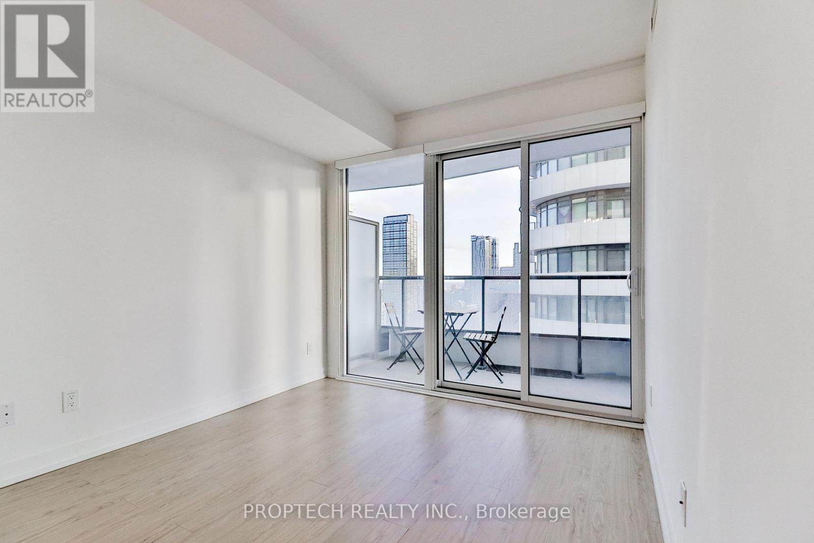 2602 - 85 Wood Street, Toronto, Ontario  M4Y 0E8 - Photo 11 - C12727714