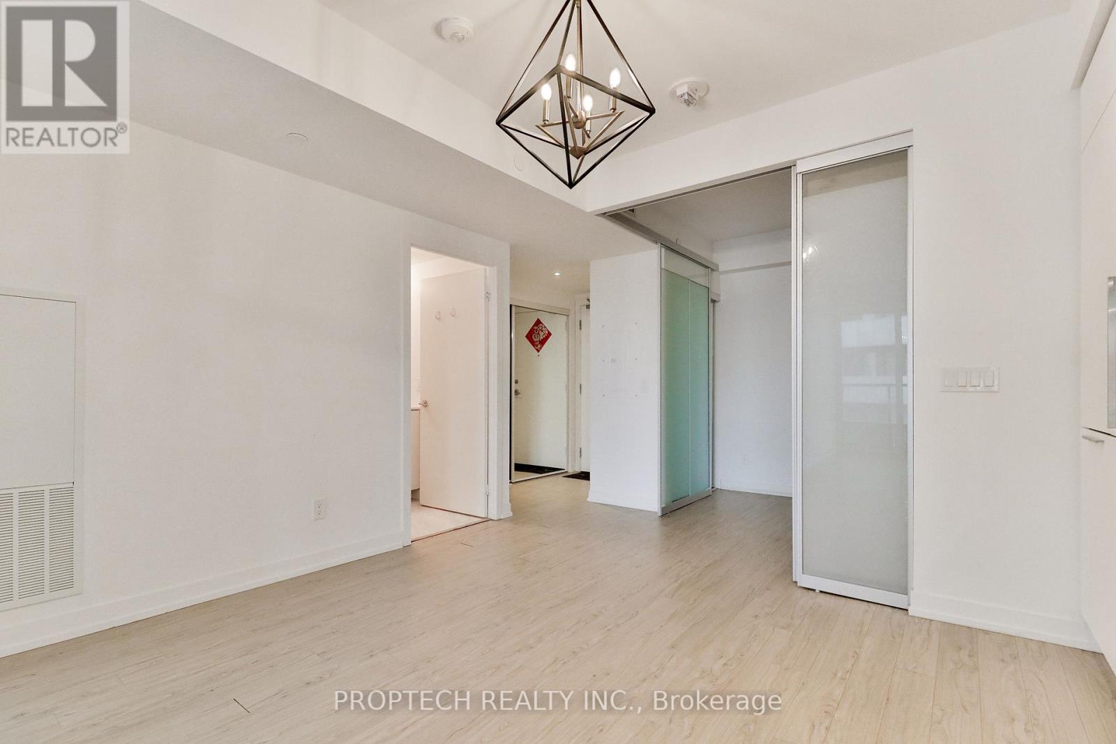 2602 - 85 Wood Street, Toronto, Ontario  M4Y 0E8 - Photo 13 - C12727714