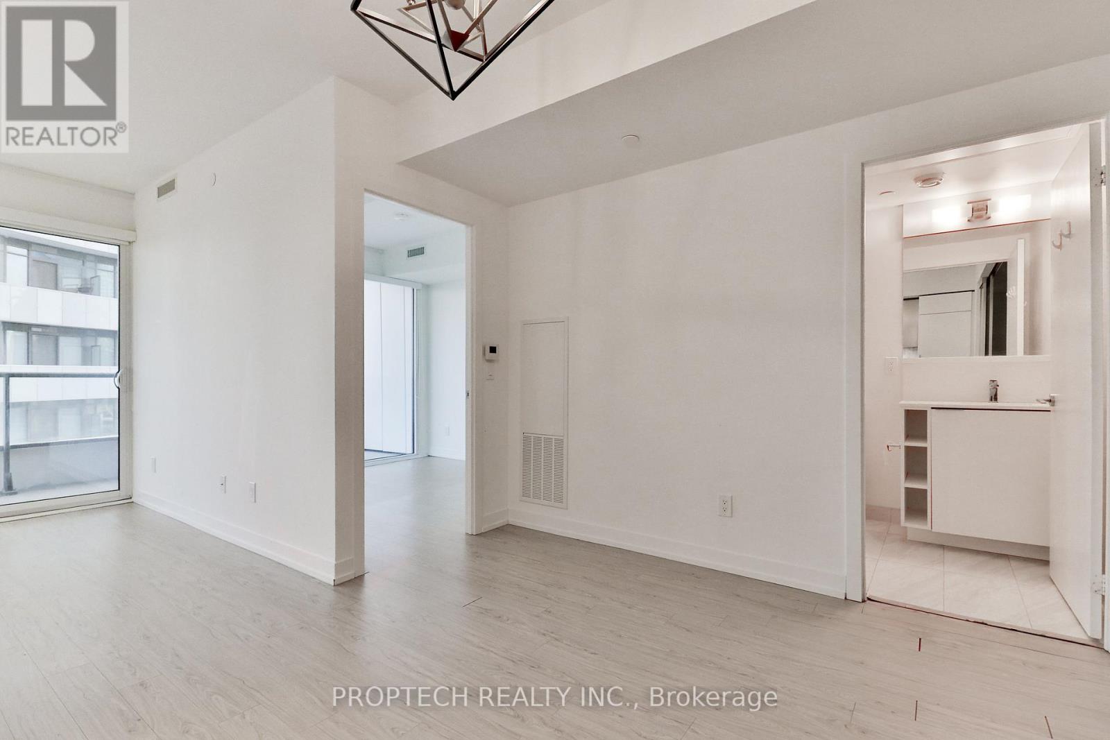 2602 - 85 Wood Street, Toronto, Ontario  M4Y 0E8 - Photo 14 - C12727714