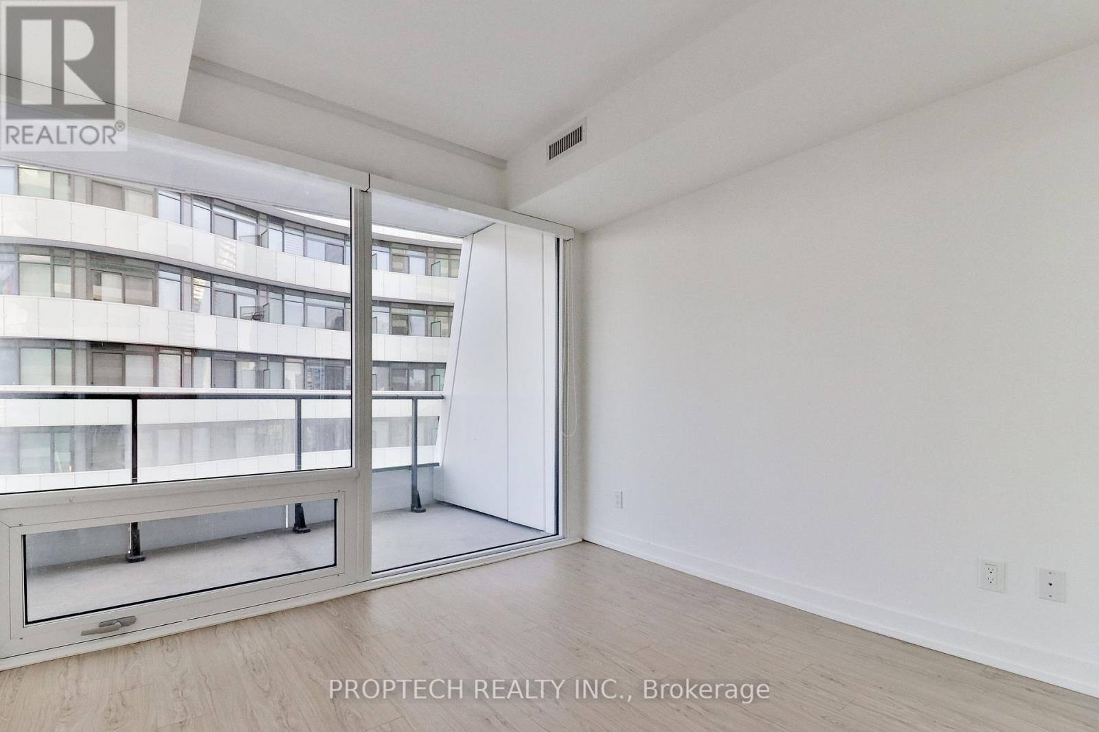 2602 - 85 Wood Street, Toronto, Ontario  M4Y 0E8 - Photo 15 - C12727714