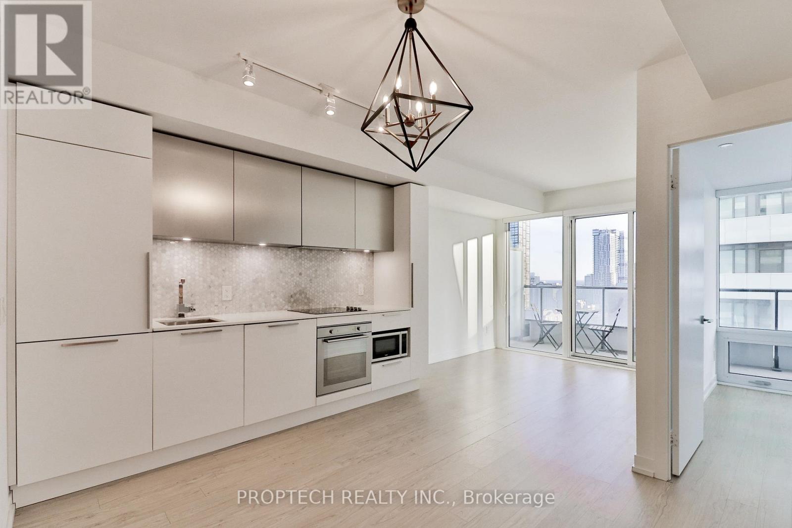 2602 - 85 Wood Street, Toronto, Ontario  M4Y 0E8 - Photo 8 - C12727714