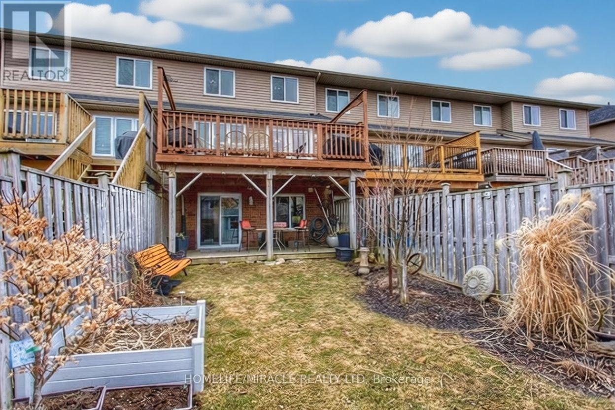 919 Zeller Crescent, Kitchener, Ontario  N2A 0C7 - Photo 46 - X12727716