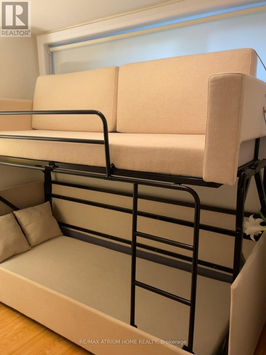 252b Finch Avenue E, Toronto, Ontario  M2N 0K3 - Photo 12 - C12727732