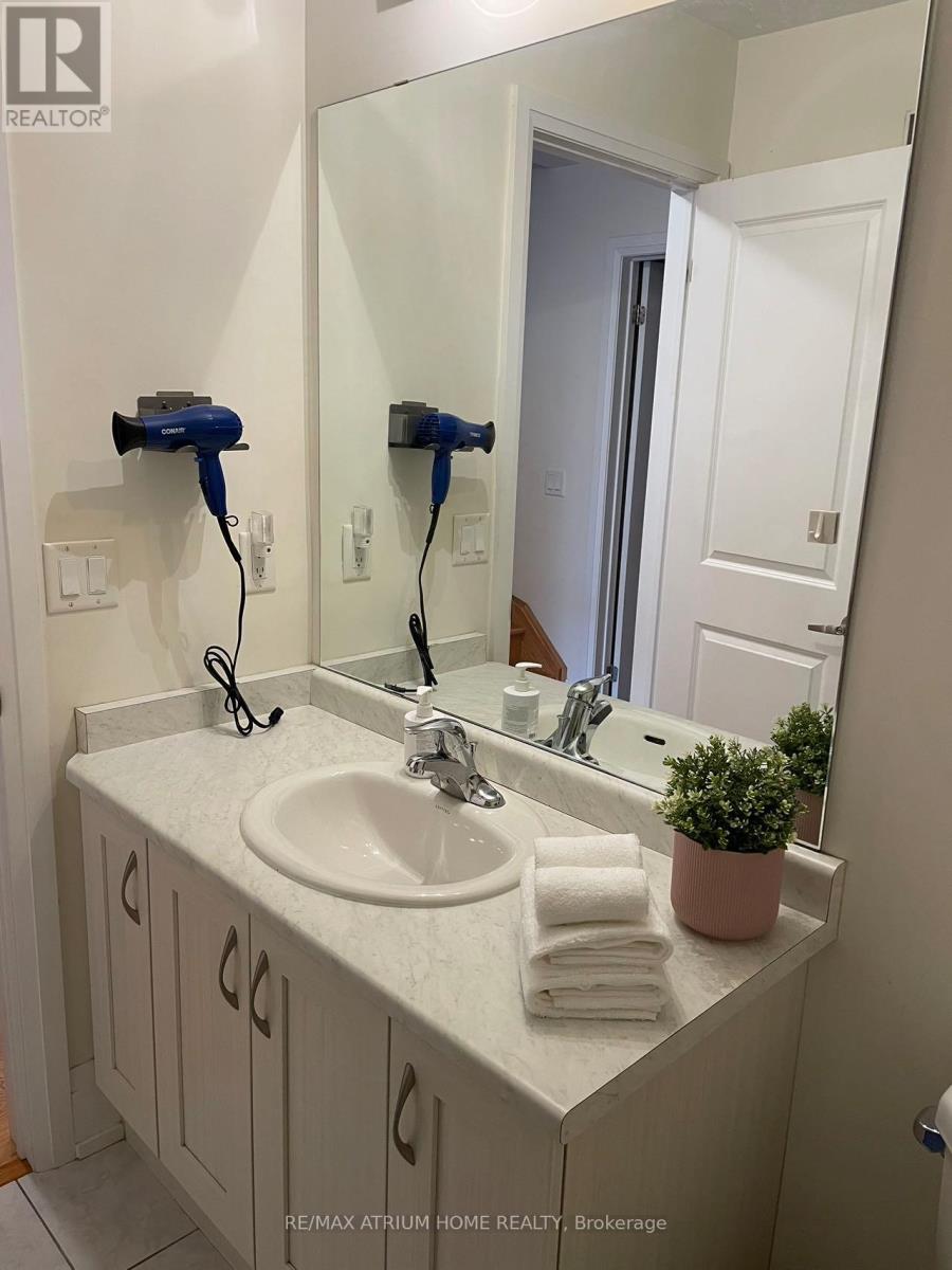 252b Finch Avenue E, Toronto, Ontario  M2N 0K3 - Photo 13 - C12727732