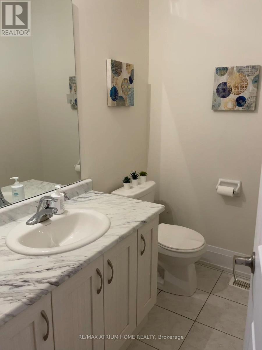 252b Finch Avenue E, Toronto, Ontario  M2N 0K3 - Photo 9 - C12727732