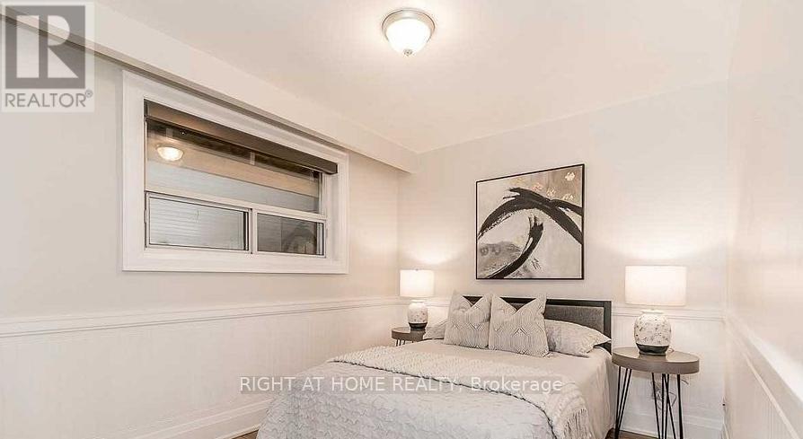 Main Floor - 3361 Weston Road, Toronto, Ontario  M9M 2V6 - Photo 14 - W12727722