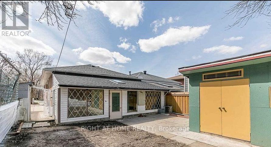 Main Floor - 3361 Weston Road, Toronto, Ontario  M9M 2V6 - Photo 16 - W12727722