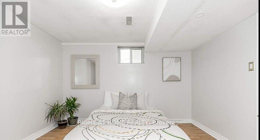 Main Floor - 3361 Weston Road, Toronto, Ontario  M9M 2V6 - Photo 8 - W12727722