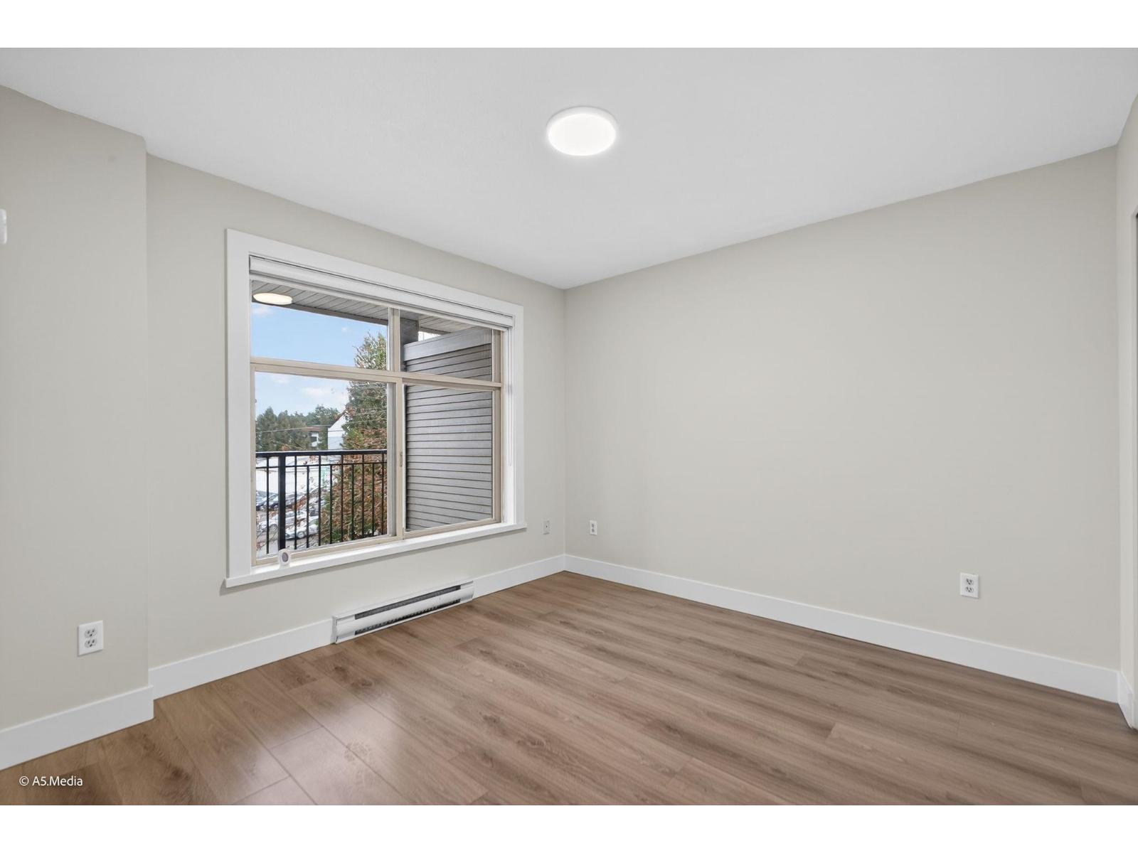 318 13555 Gateway Drive, Surrey, British Columbia  V3T 0B5 - Photo 18 - R3082417