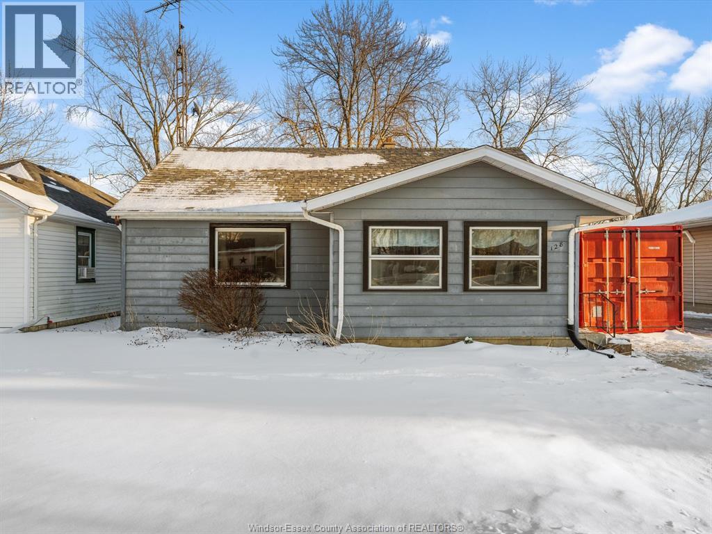 128 Victoria Avenue, Essex, Ontario N8M 1N1 - Photo 1 - 26001870