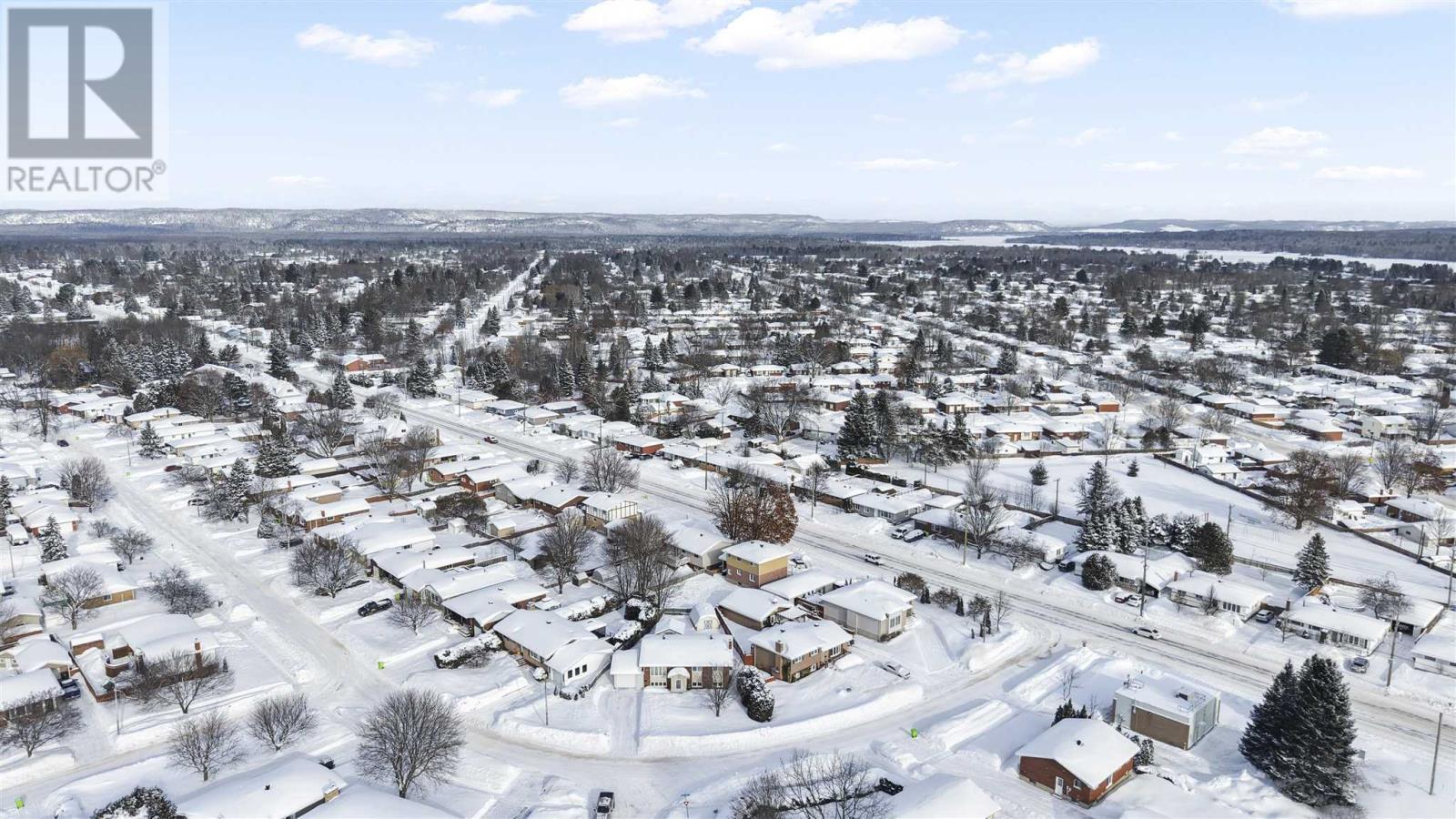 16 Chartwell Dr, Sault Ste. Marie, Ontario  P6A 6A2 - Photo 40 - SM260137