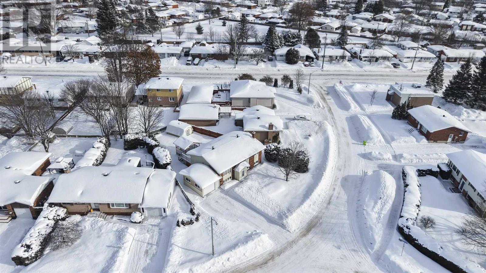 16 Chartwell Dr, Sault Ste. Marie, Ontario  P6A 6A2 - Photo 36 - SM260137