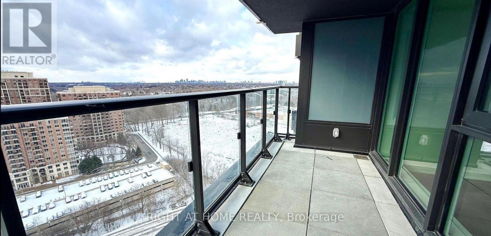 2416 - 1 Quarrington Lane, Toronto, Ontario  M3C 1H7 - Photo 13 - C12727702