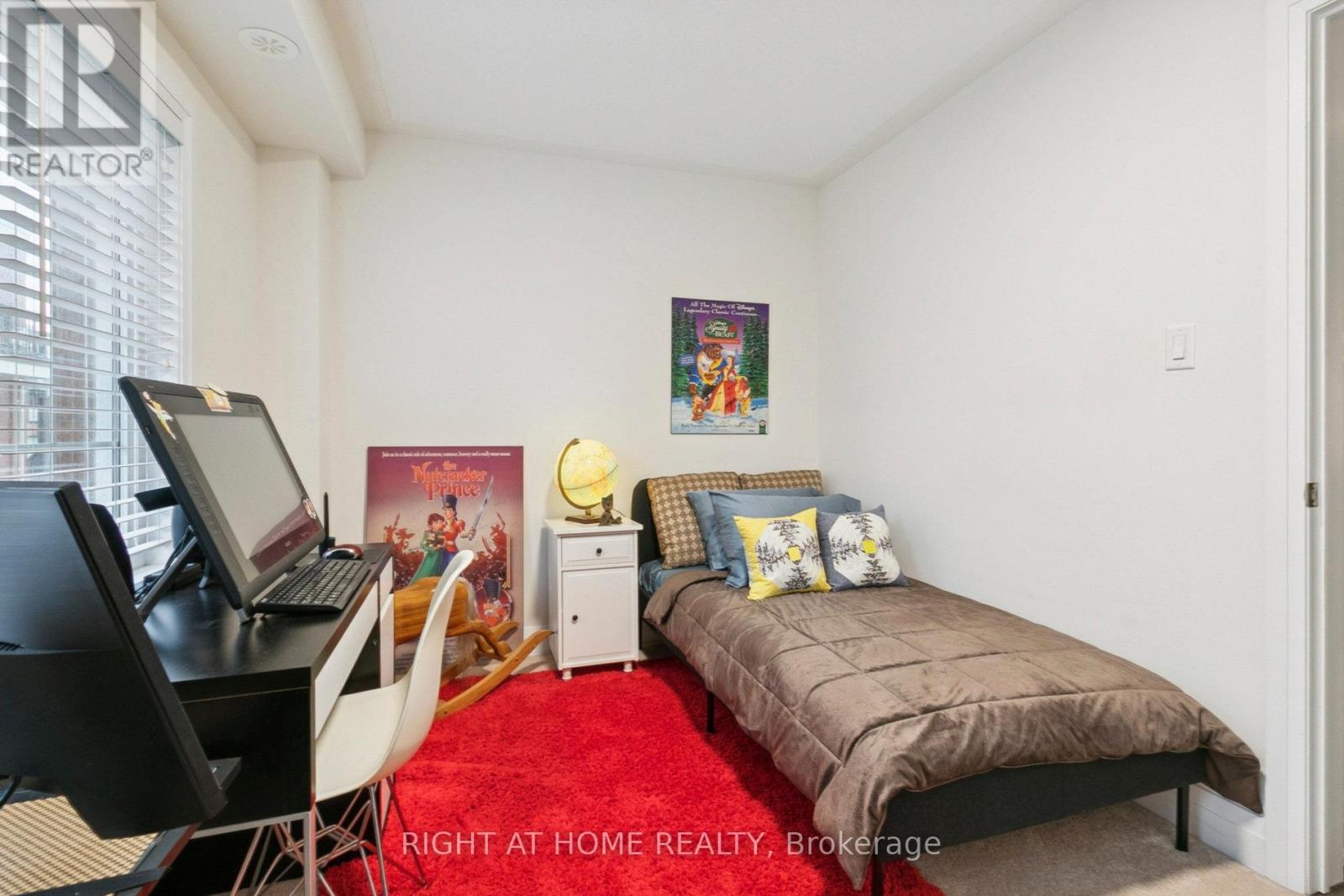 28 Raffeix Lane, Toronto, Ontario  M5A 0G5 - Photo 34 - C12501554