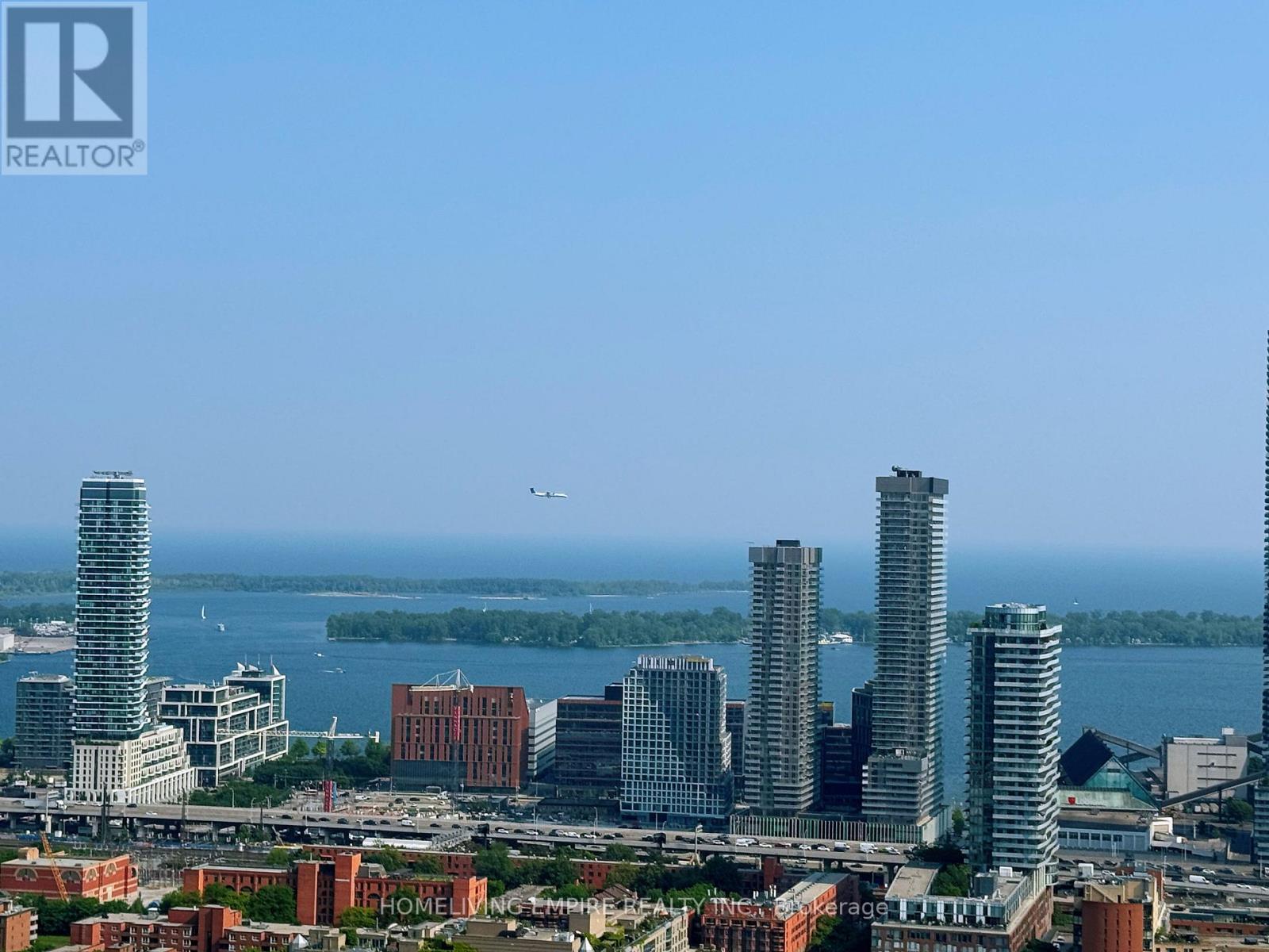 4609 - 88 QUEEN STREET E, Toronto, Ontario