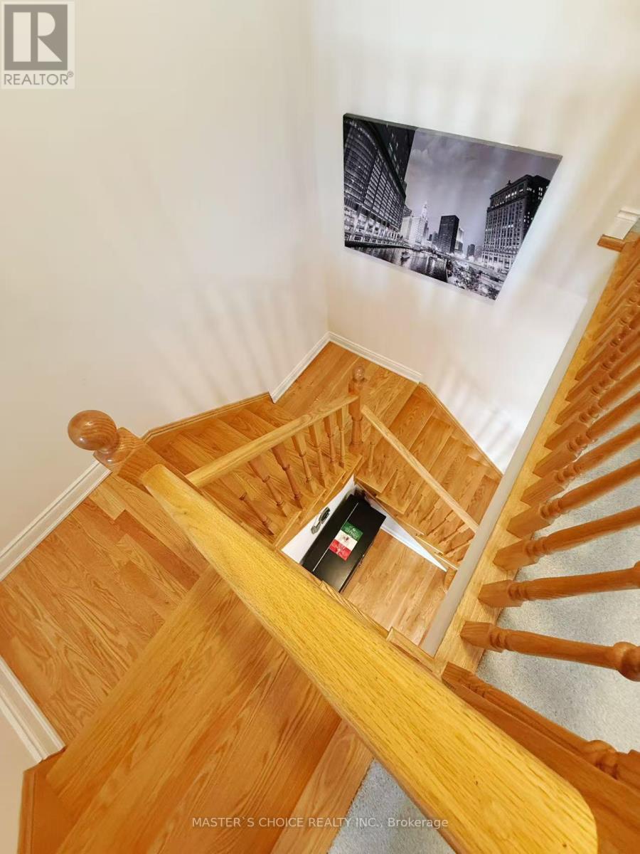 202 Fallharvest Way, Whitchurch-Stouffville, Ontario  L4A 5C2 - Photo 16 - N12727750