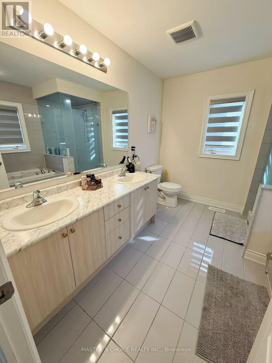 202 Fallharvest Way, Whitchurch-Stouffville, Ontario  L4A 5C2 - Photo 26 - N12727750