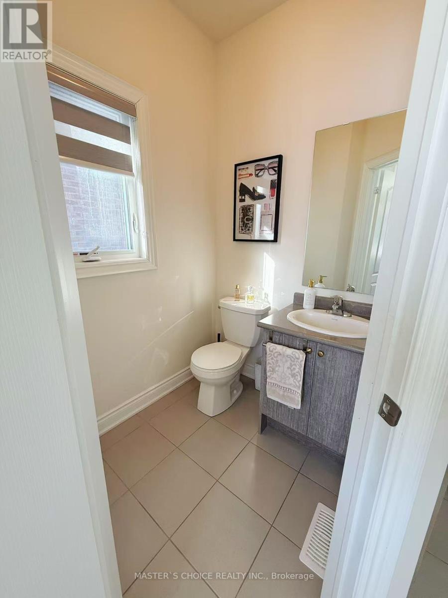 202 Fallharvest Way, Whitchurch-Stouffville, Ontario  L4A 5C2 - Photo 31 - N12727750