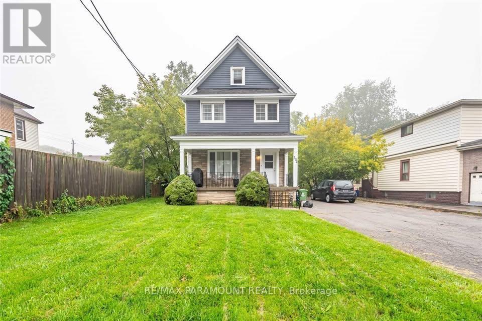 192 East 6th Street, Hamilton, Ontario  L9A 3C3 - Photo 3 - X12727744