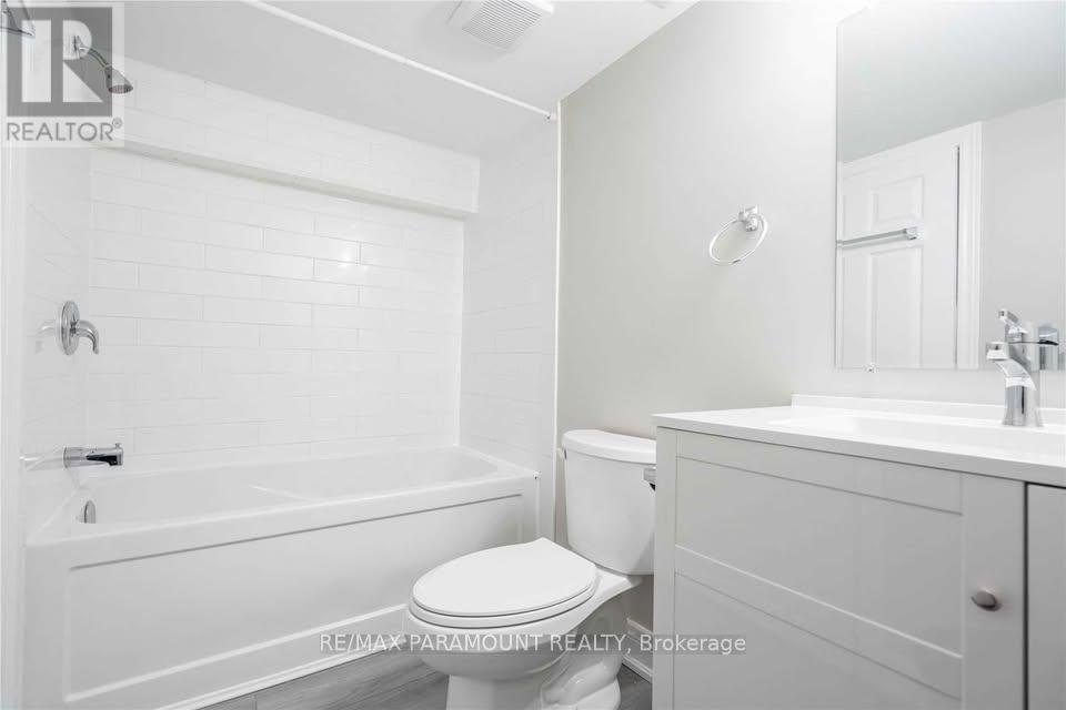 192 East 6th Street, Hamilton, Ontario  L9A 3C3 - Photo 5 - X12727744