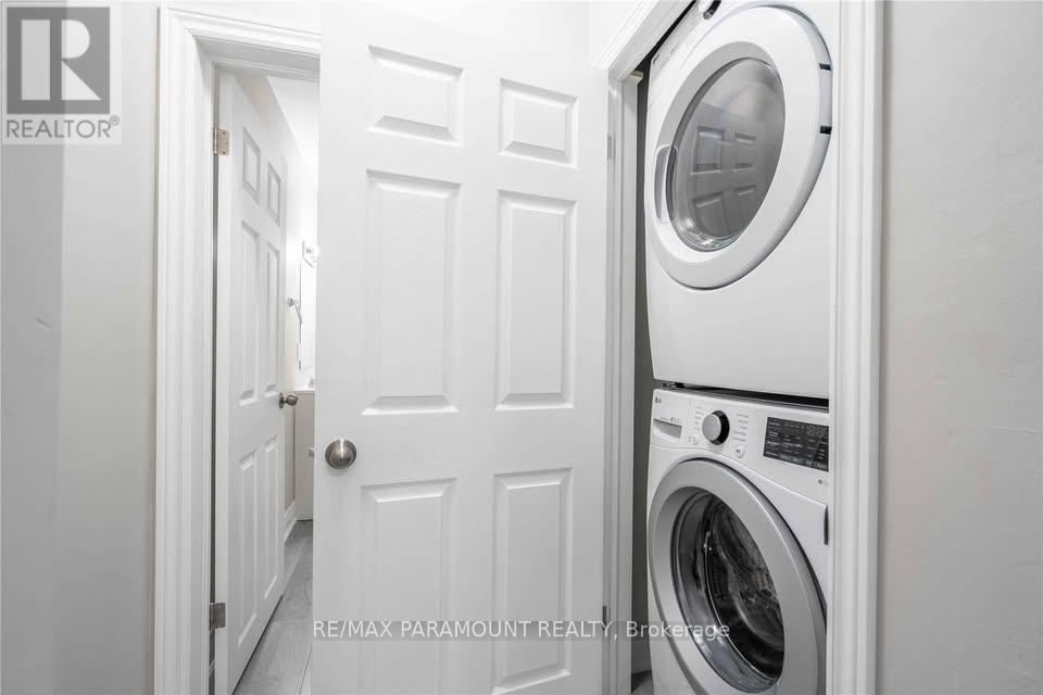 192 East 6th Street, Hamilton, Ontario  L9A 3C3 - Photo 6 - X12727744