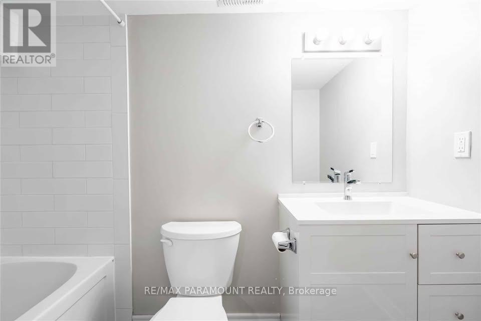 192 East 6th Street, Hamilton, Ontario  L9A 3C3 - Photo 9 - X12727744