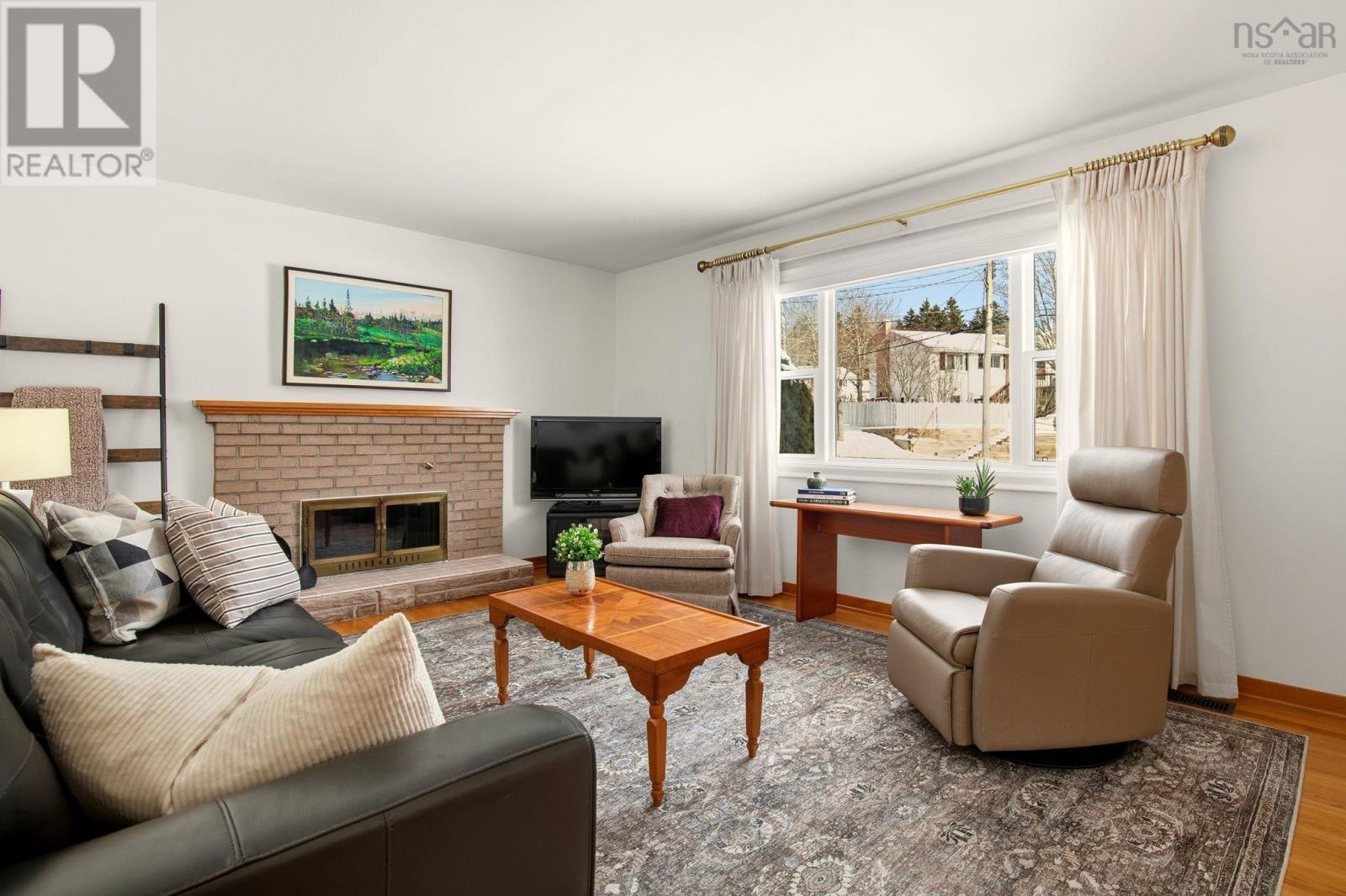 21 Macrae Avenue, Dartmouth, Nova Scotia  B2Y 1Z4 - Photo 5 - 202601378