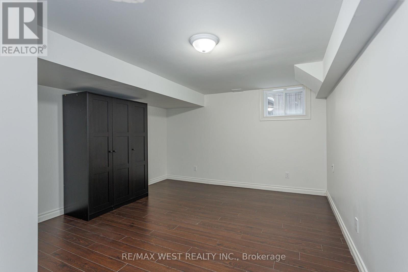 26 Hostein Drive, Hamilton, Ontario  L9G 2S5 - Photo 34 - X12710808