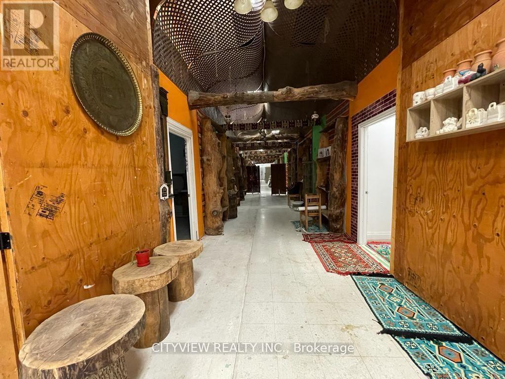 M1-4 - 1151 Dundas Street W, Mississauga, Ontario  L5C 1C6 - Photo 13 - W12727756