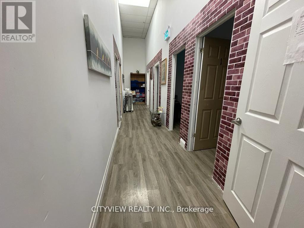 M1-4 - 1151 Dundas Street W, Mississauga, Ontario  L5C 1C6 - Photo 14 - W12727756