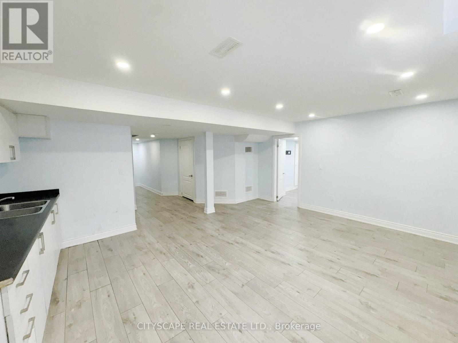 15 Zanetta Crescent, Brampton, Ontario  L6Y 6A3 - Photo 39 - W12727758