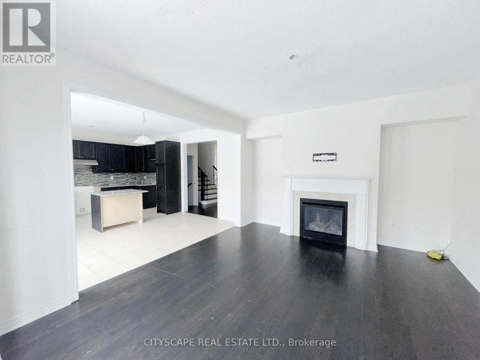 15 Zanetta Crescent, Brampton, Ontario  L6Y 6A3 - Photo 8 - W12727758