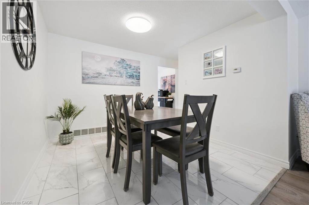 11 Ingleside Drive, Kitchener, Ontario  N2M 2G7 - Photo 12 - 40798399