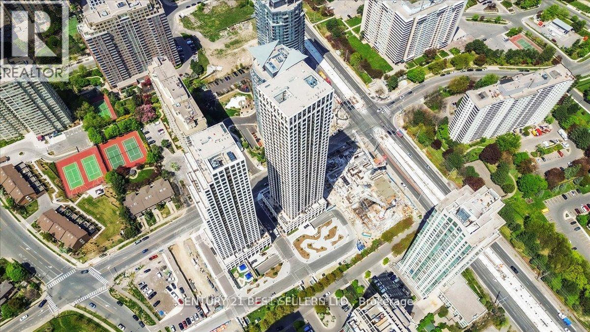 403 - 30 Elm Drive W, Mississauga, Ontario  L5B 1L9 - Photo 2 - W12727764