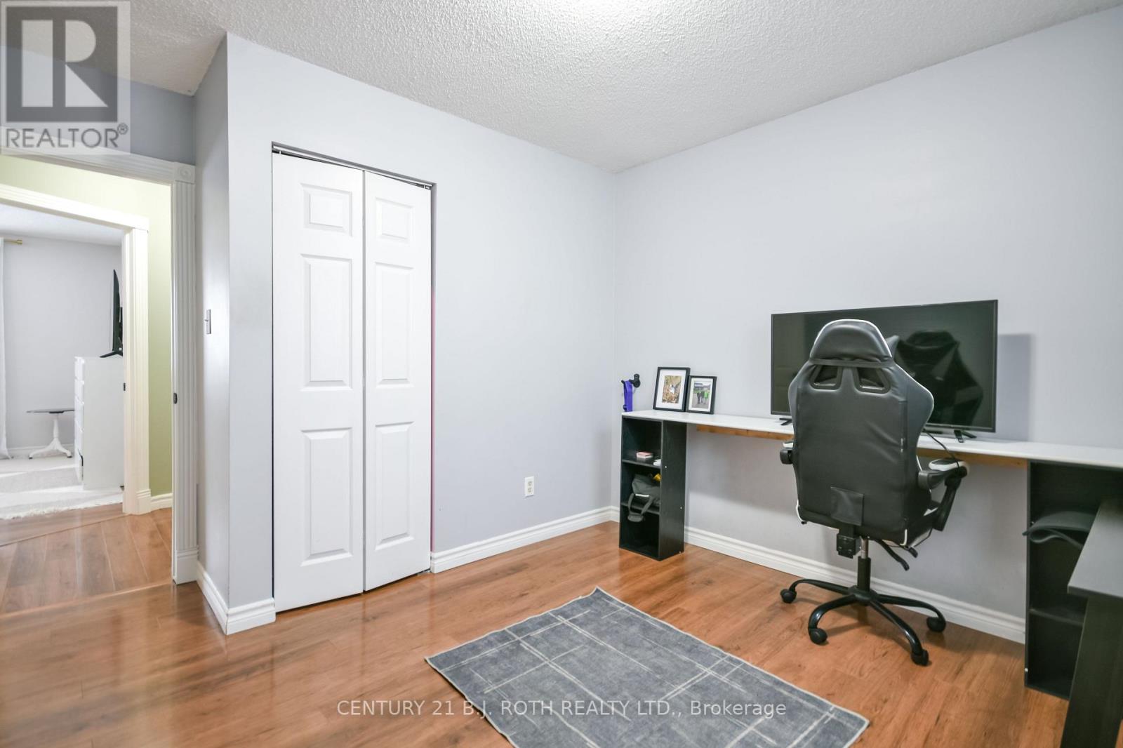 6 Glenview Avenue, Springwater, Ontario  L0L 1P0 - Photo 24 - S12702224